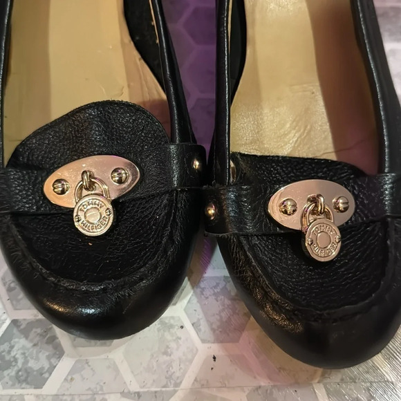 Tommy Hilfiger leather wedges, size 9M. Super cute and sophisticated. - Picture 4 of 12